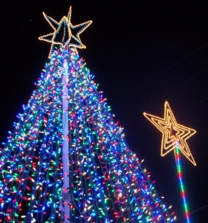 Wood family light show brings Christmas joy to Blackfoot
