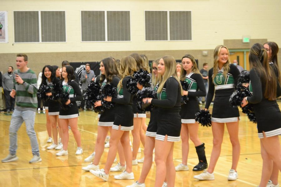 Cheerleaders pump up the student body