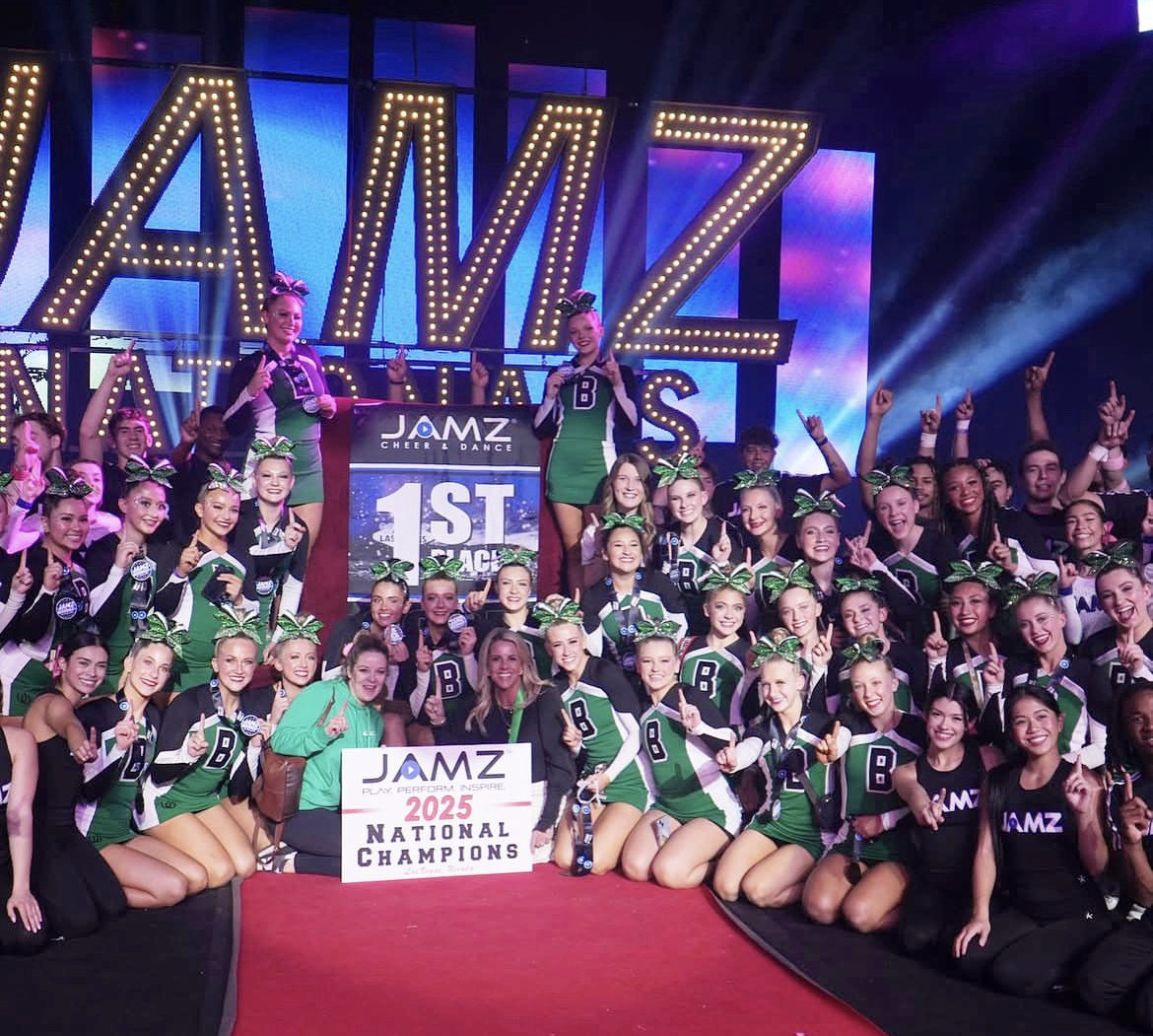 Blackfoot Cheer Takes First at National Competition