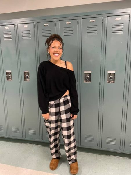 Students dress up for Homecoming.